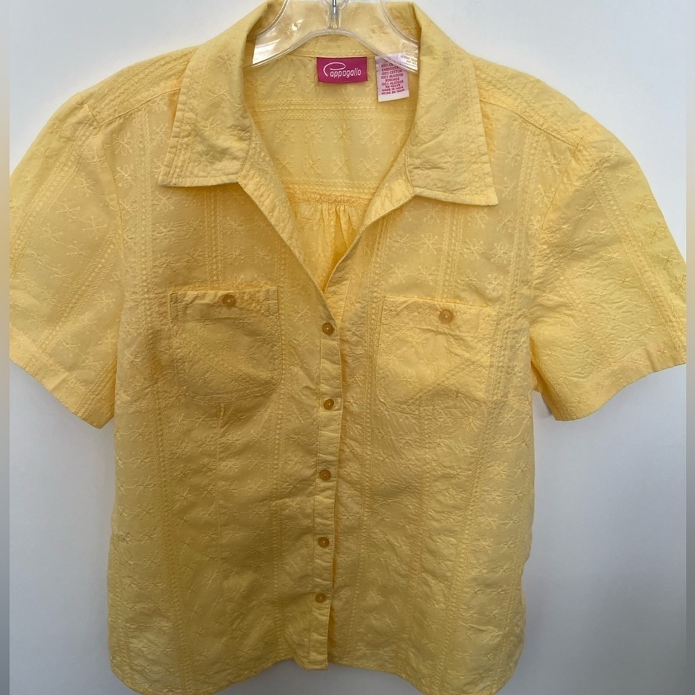 PAPPAGALLO YELLOW LADIES EMBROIDERY SHORT SLEEVE FRONT BUTTON BLOUSE. SIZE L